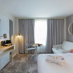 Novotel Pont De L'arc France